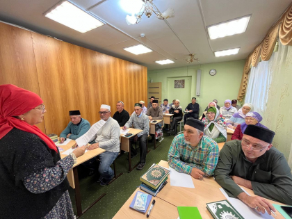 СТУДЕНТЫ МЕДРЕСЕ "ГУЛИСТАН" НАПИСАЛИ "ТАТАРЧА ДИКТАНТ - ЯЗ"