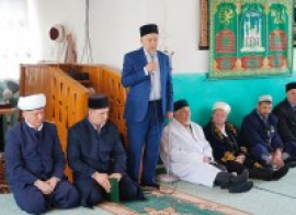 Имам-Хатыб и Мударис Салахетдина хазрат Салимзянов