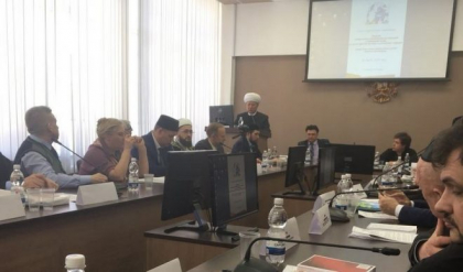Научно-практическая конференция "Развитие государственно-конфессиональных отношений в современной России на основе единства взглядов и многообразия традиций" в  Нижнем Новгороде.