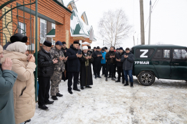Жители села Урмаево отправили автомобиль в зону проведения СВО.