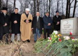 Имам-хатыб Соборной мечети  Чувашии участвовал на поминальных мероприятиях  Муфтия  Жафяр хазрата Пончаева