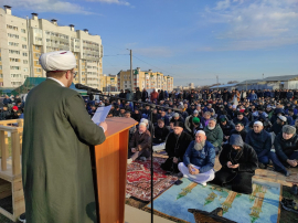 В мечети "Булгар" состоялся праздничный намаз Ураза-Байрам