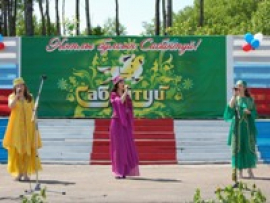 В селе Шыгырданы Батырвеского района проходит VI республиканский национальный праздник "Сабантуй"