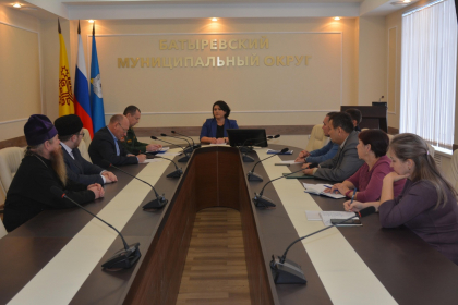 В администраций Батыревского района обсудили осенний призыв